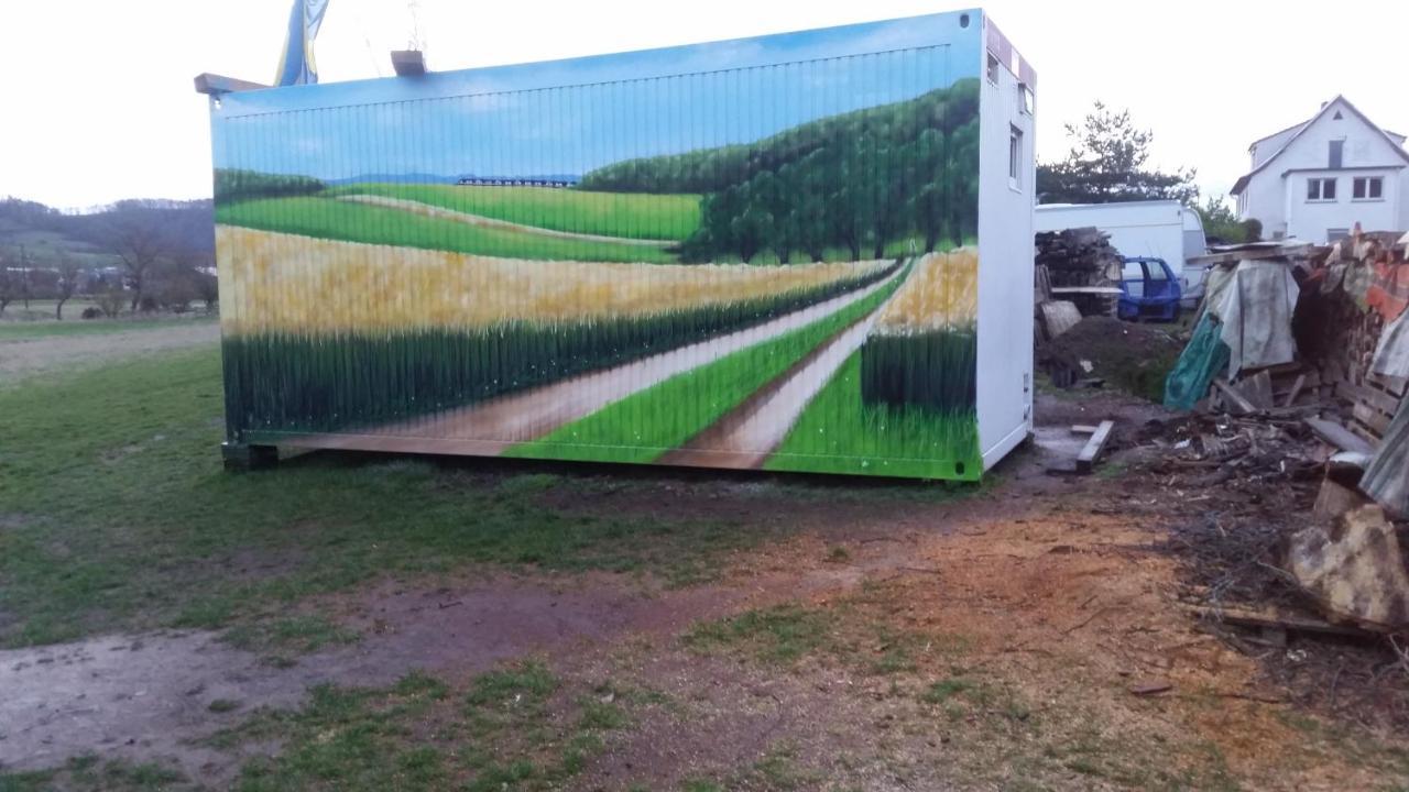 Gemuetlicher Wohnwagen In Der Natur Alheim Exteriör bild